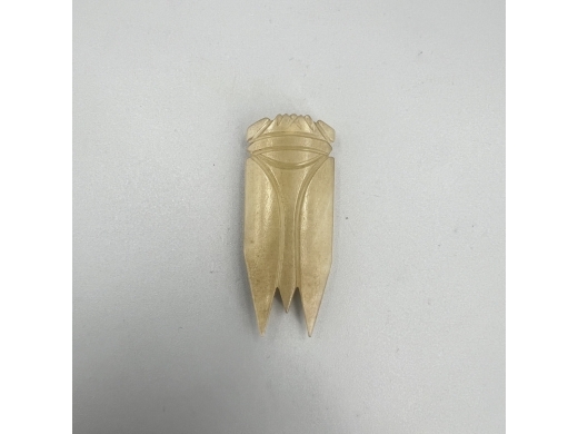 玉雕蝉形挂件