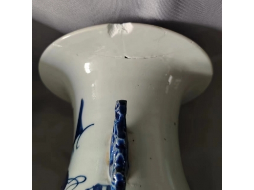 清代青花瓶