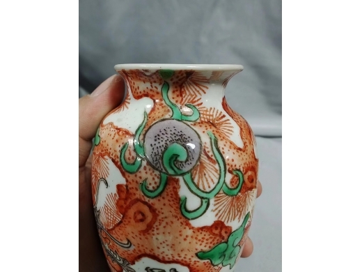 清代龙纹赏瓶