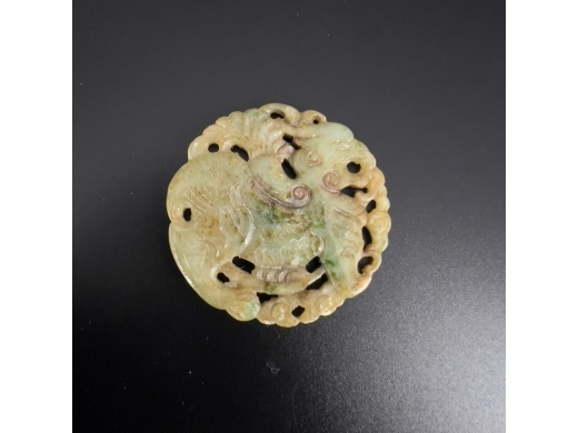 翡翠雕瑞兽纹佩