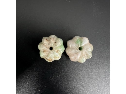 翠雕瓜棱形珠一对