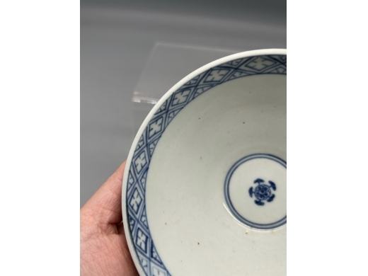 青花花蝶璎珞纹斗笠茶盏