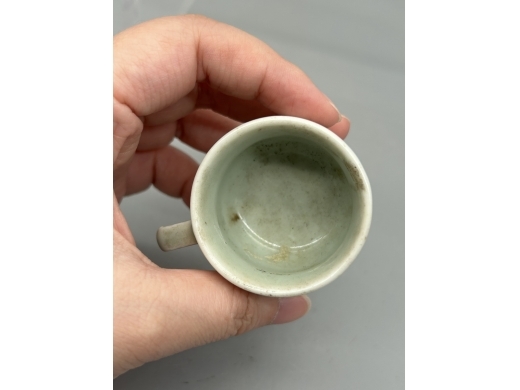 豆青釉小把杯