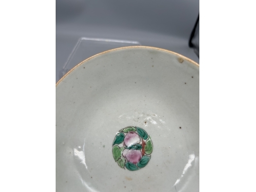 粉彩四季花卉纹碗