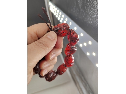 玛瑙雕猴手串