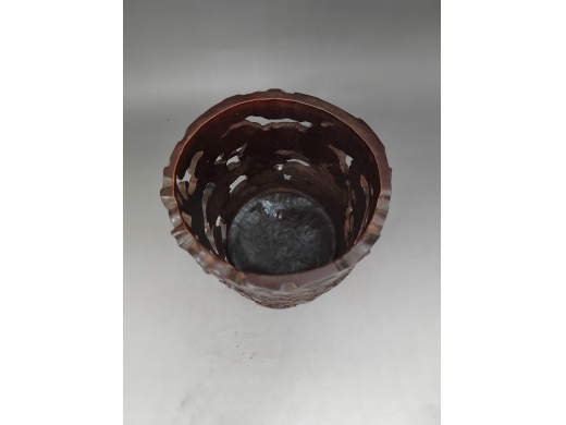 竹雕龙纹笔筒