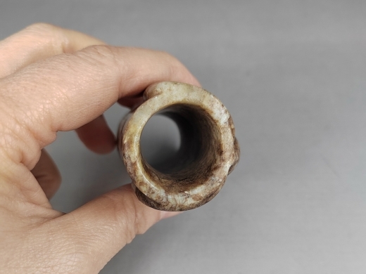牛头纹玉管