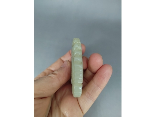 玉双鱼佩