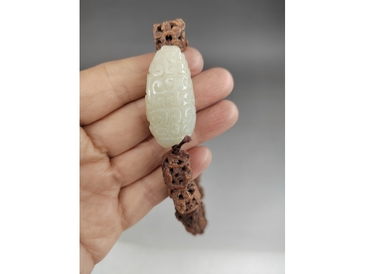 核雕人物十八子串