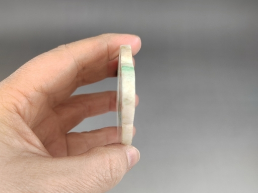 翡翠锁牌