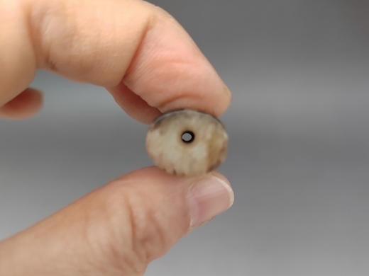 玉瑞兽纹勒子