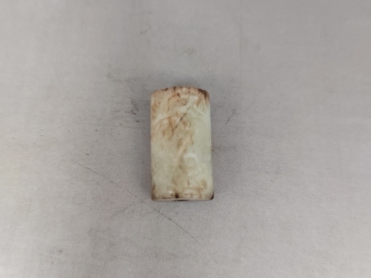 玉瑞兽纹勒子
