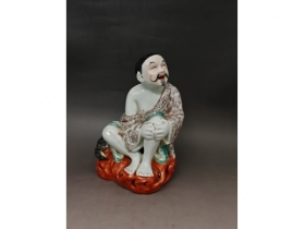 粉彩人物像