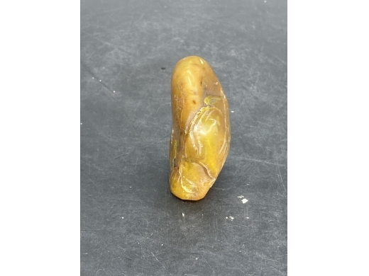 黄寿山薄意芭蕉人物随型章
