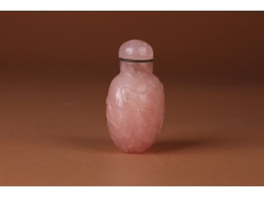 芙蓉石鼻烟壶