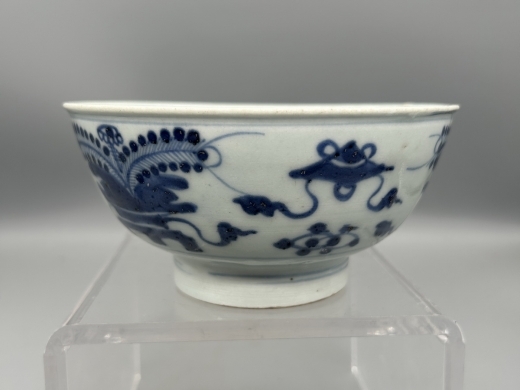 青花博古纹碗