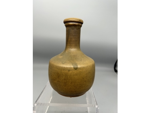 茶叶末釉持壶