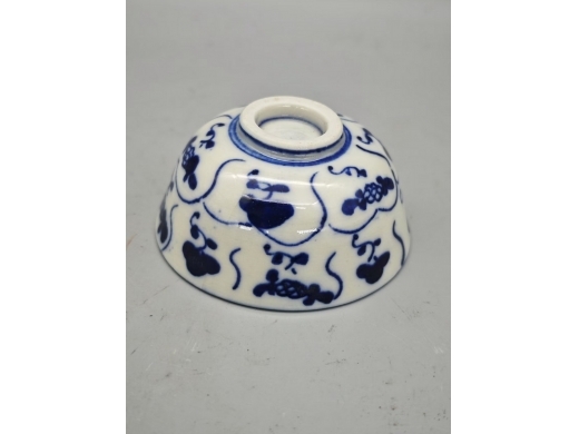 青花灵芝纹茶盏