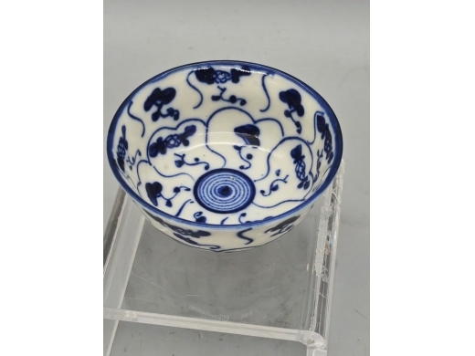 青花灵芝纹茶盏