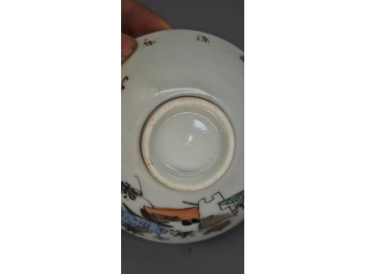 粉彩描金博古纹斗笠盖杯