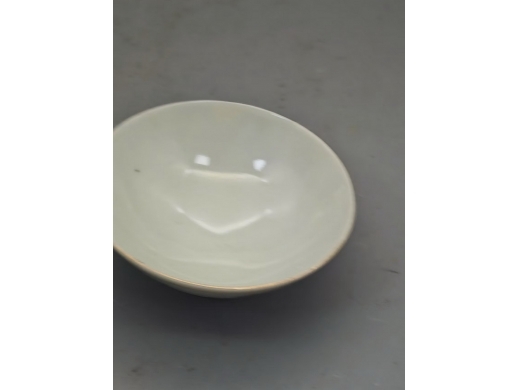 粉彩描金博古纹斗笠盖杯